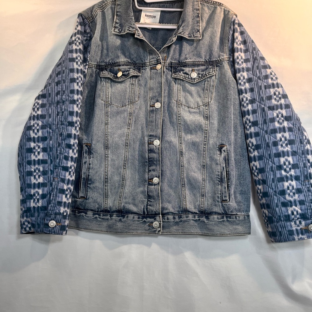 Kensie  Denim Jacket with Quilted Bandana Sleeves Button Front Vintage Luxe Lg